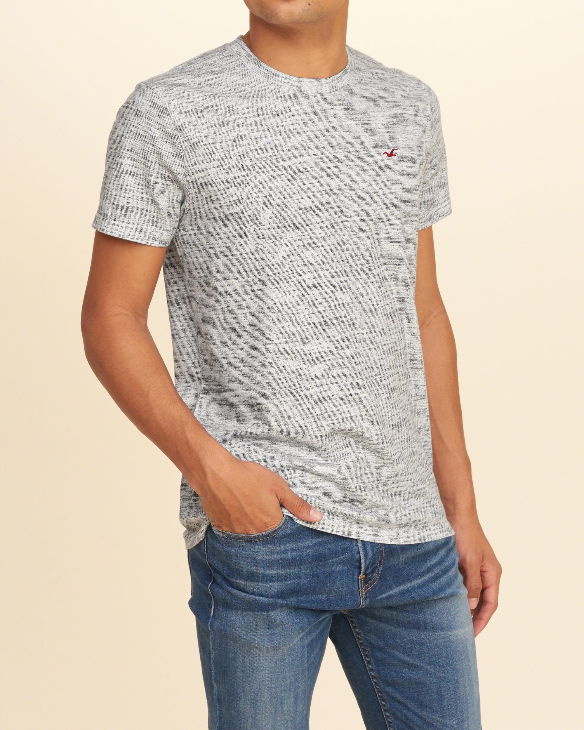 hollister must have crop baby tee